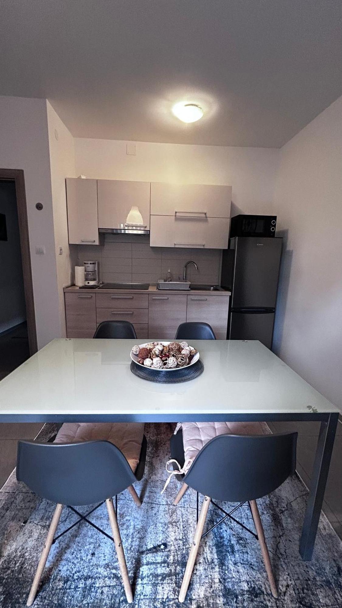 Ivni Apartmani Novigrad Istria Dış mekan fotoğraf