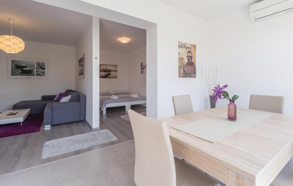 Ivni Apartmani Novigrad Istria Dış mekan fotoğraf
